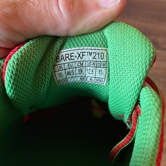 Red and green inov8 hare-xf 210 - Picture 8 of 8